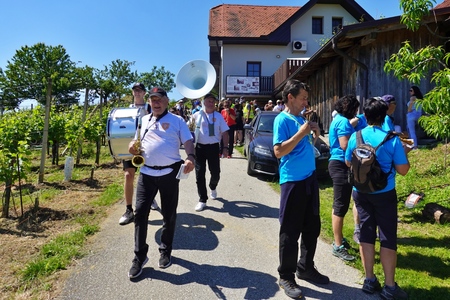 502496745_24142062232078508_1986509432480039746_n